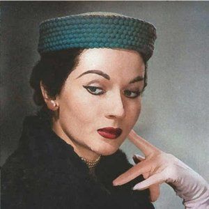 1950s Pillbox Hat Jackie Kennedy Pattern Women Crochet Hat